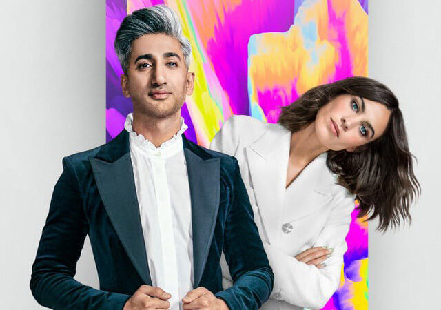 tan france e alexa chung lado a lado