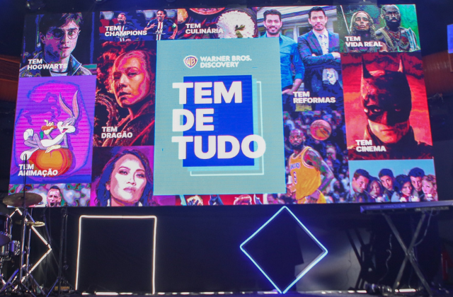 Camila Pitanga e a country manager no Brasil e head of revenue da empresa na América Latina, Vera Buzanello